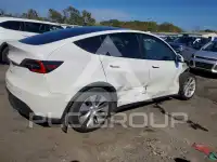 2021 Tesla Model Y фото