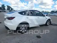 2021 Tesla Model Y фото