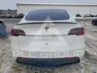 2021 Tesla Model Y фото