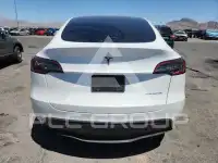 2021 Tesla Model Y фото