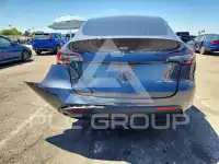 2021 Tesla Model Y фото