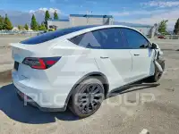 2021 Tesla Model Y фото