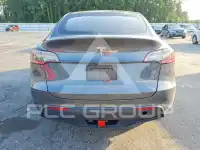 2021 Tesla Model Y фото