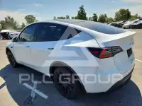 2021 Tesla Model Y фото