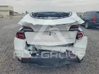 2021 Tesla Model Y фото