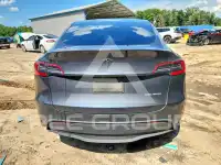 2021 Tesla Model Y фото