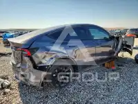 2021 Tesla Model Y photo