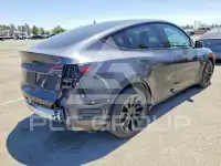 2021 Tesla Model Y фото