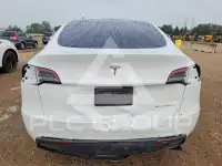 2021 Tesla Model Y фото