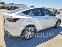 2021 Tesla Model Y photo