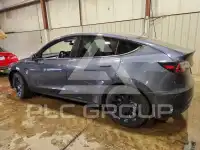 2021 Tesla Model Y фото
