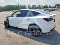 2021 Tesla Model Y photo