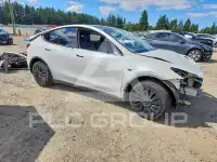 2021 Tesla Model Y фото