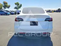 2021 Tesla Model Y фото