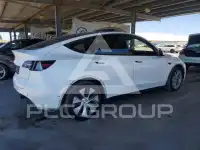 2021 Tesla Model Y фото