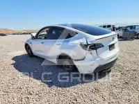 2021 Tesla Model Y фото