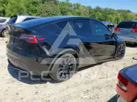 2021 Tesla Model Y фото