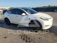 2021 Tesla Model Y фото