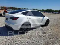 2021 Tesla Model Y фото