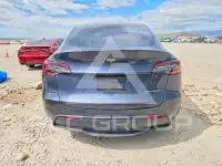 2021 Tesla Model Y photo