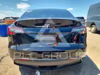 2021 Tesla Model Y photo