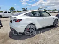 2021 Tesla Model Y photo