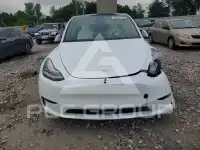 2021 Tesla Model Y фото