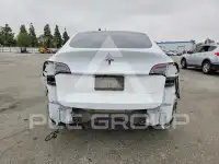 2021 Tesla Model Y photo