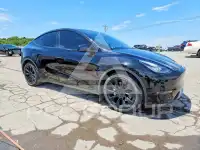 2021 Tesla Model Y фото