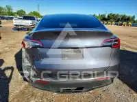 2021 Tesla Model Y фото