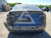 2021 Tesla Model Y photo