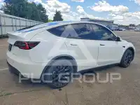 2021 Tesla Model Y photo