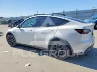 2021 Tesla Model Y фото