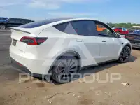 2021 Tesla Model Y photo