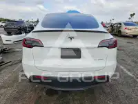 2021 Tesla Model Y фото