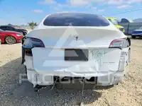 2021 Tesla Model Y фото