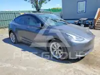 2021 Tesla Model Y photo
