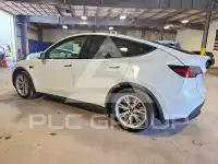 2021 Tesla Model Y фото