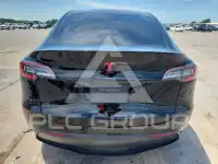 2021 Tesla Model Y фото