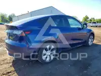 2021 Tesla Model Y фото
