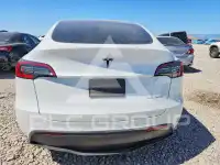 2021 Tesla Model Y фото