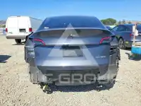 2021 Tesla Model Y фото
