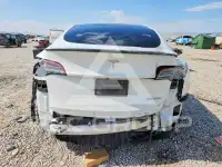 2021 Tesla Model Y фото