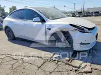 2021 Tesla Model Y фото