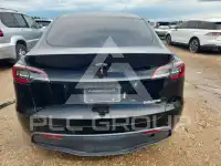 2021 Tesla Model Y фото