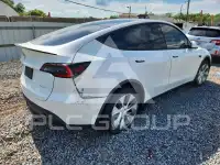 2021 Tesla Model Y фото