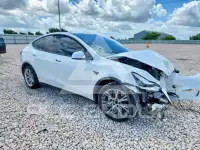 2021 Tesla Model Y photo
