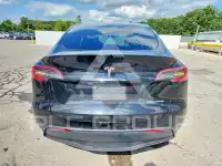 2021 Tesla Model Y фото