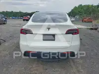 2021 Tesla Model Y фото