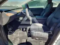2021 Tesla Model Y фото